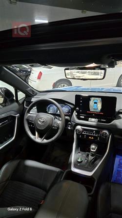 تۆیۆتا ڕاڤ 4